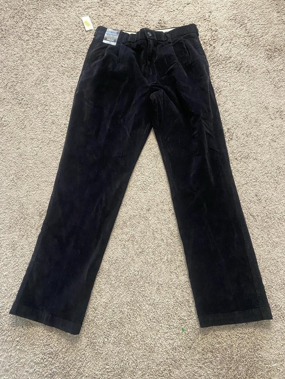 Roundtree & Yorke Pants Mens 34x34 Black Corduroy Pleated Straight Leg Stretch